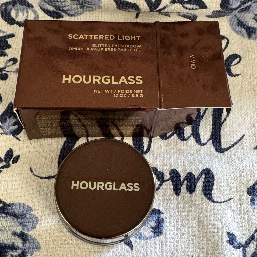 Hourglass Scattered Light Glitter Eyeyshadow - Vivid - .12oz / 3.5g - NIB